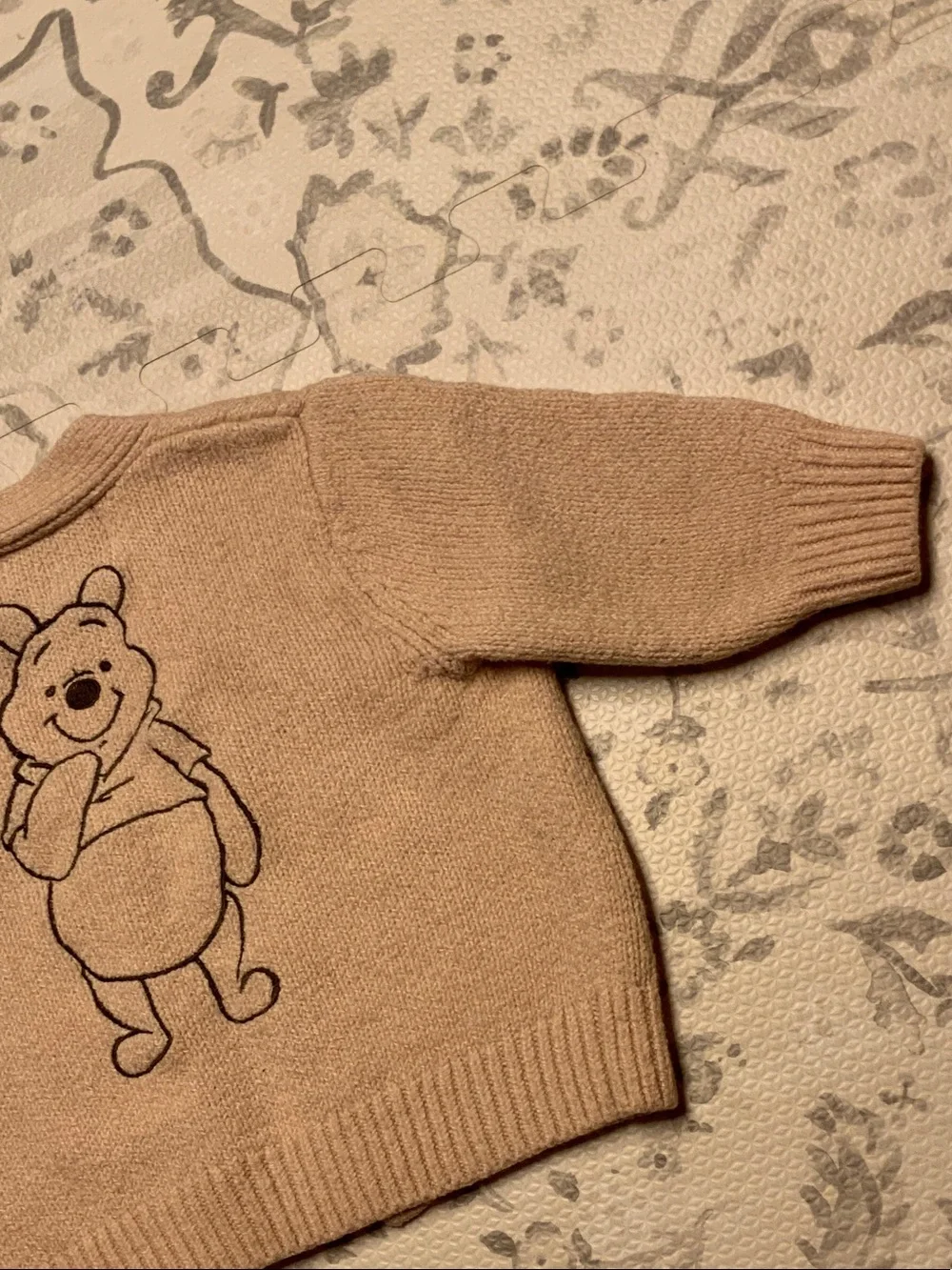 Old Navy x Disney Winnie the Pooh Button Cardigan